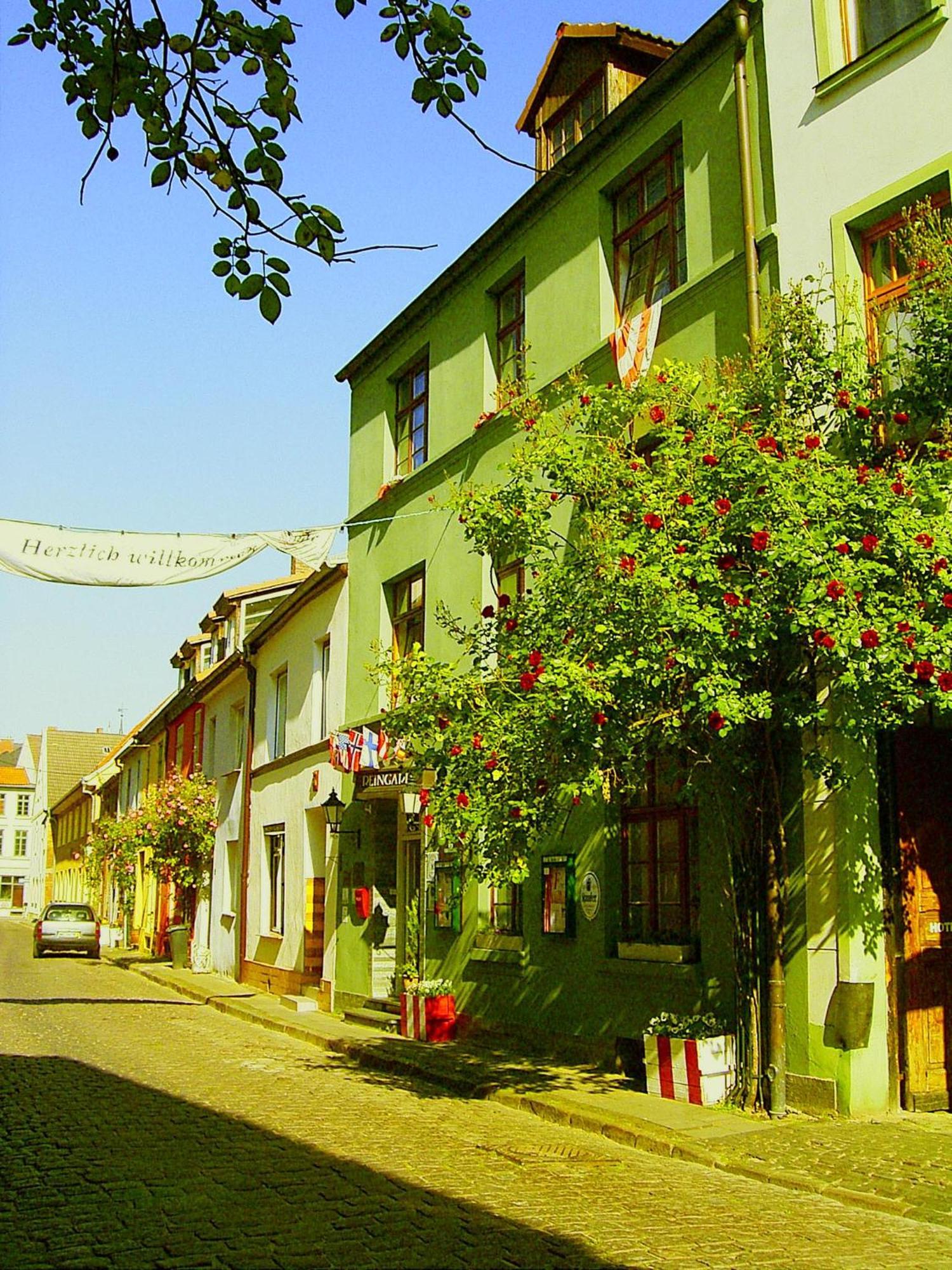 Hotel Reingard Wismar Exterior photo